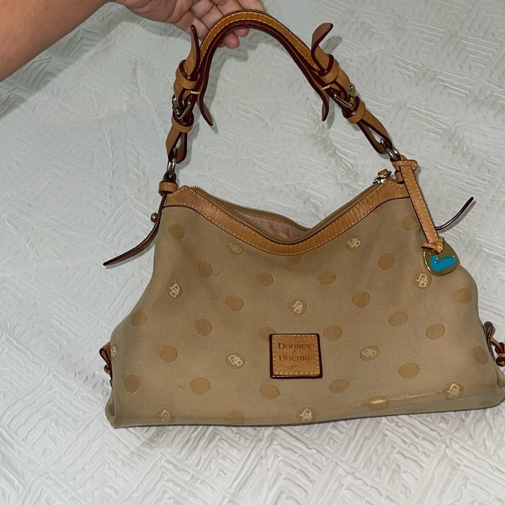 Dooney & Bourke purse
